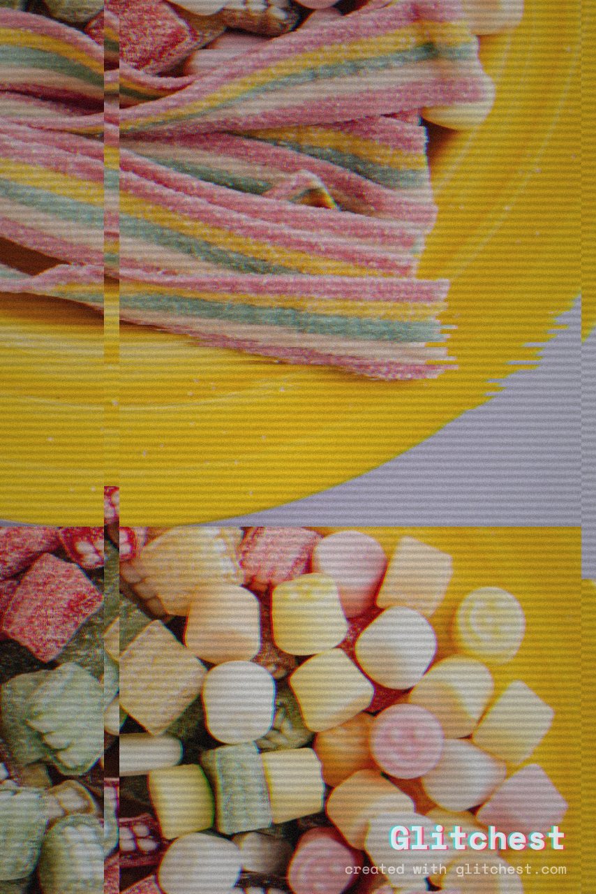 Bad Tracking glitch effect applied to a photo in Glitchest
