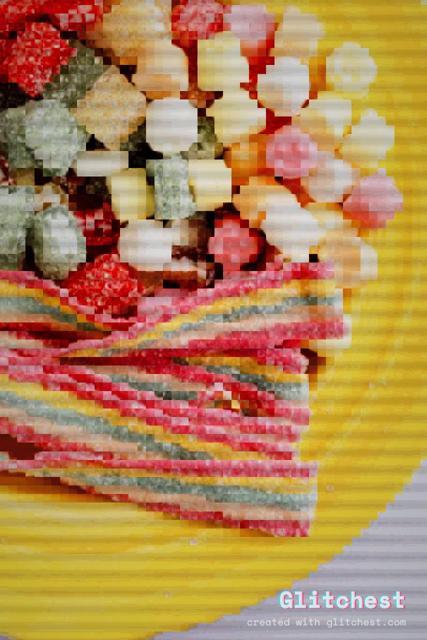 Retro Game glitch effect applied to a photo in Glitchest
