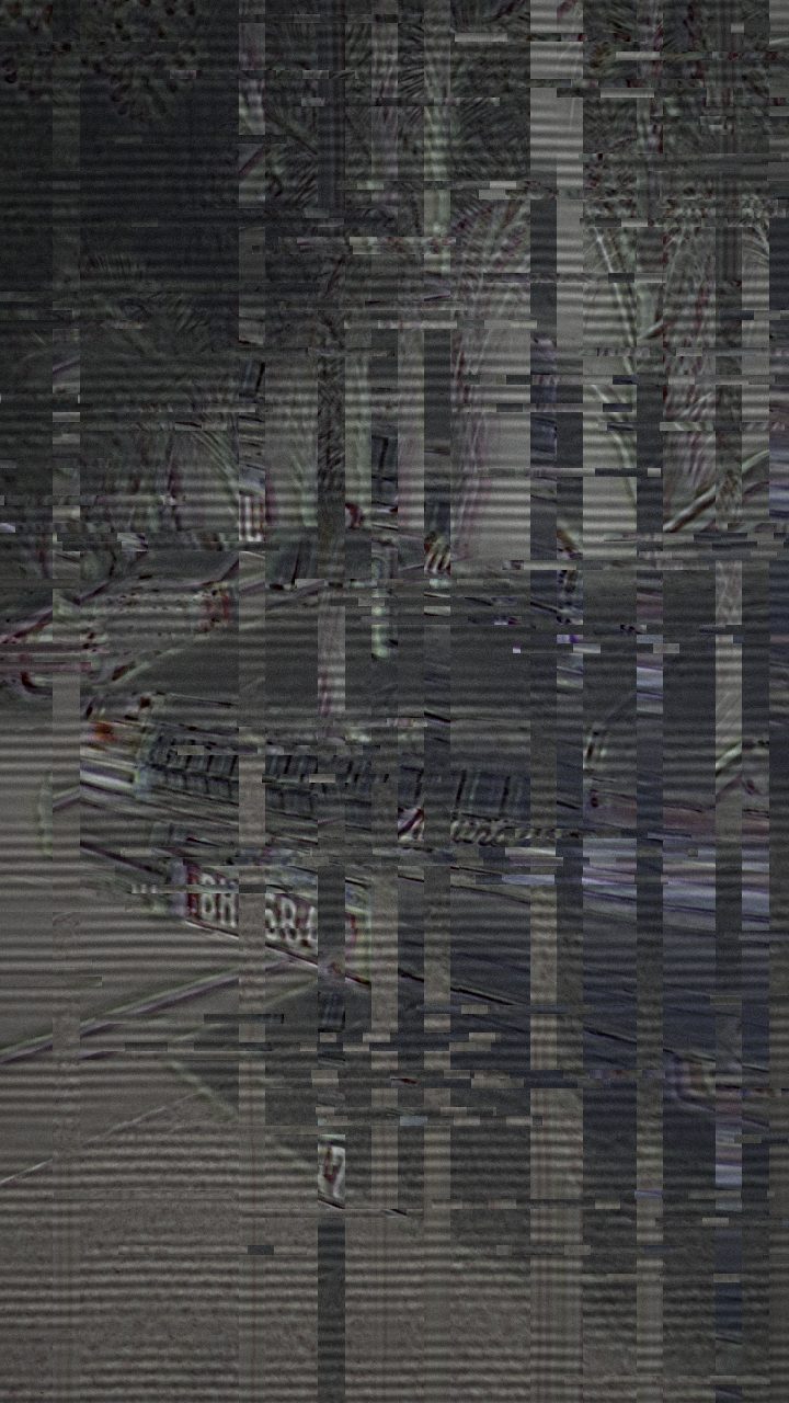 The Retro Synthwave glitch look applied in Glitchest