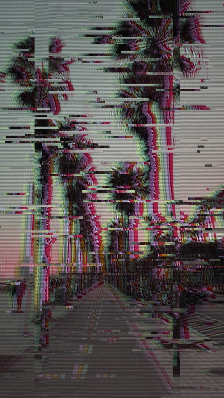 The Vaporwave Sunset glitch look applied in Glitchest